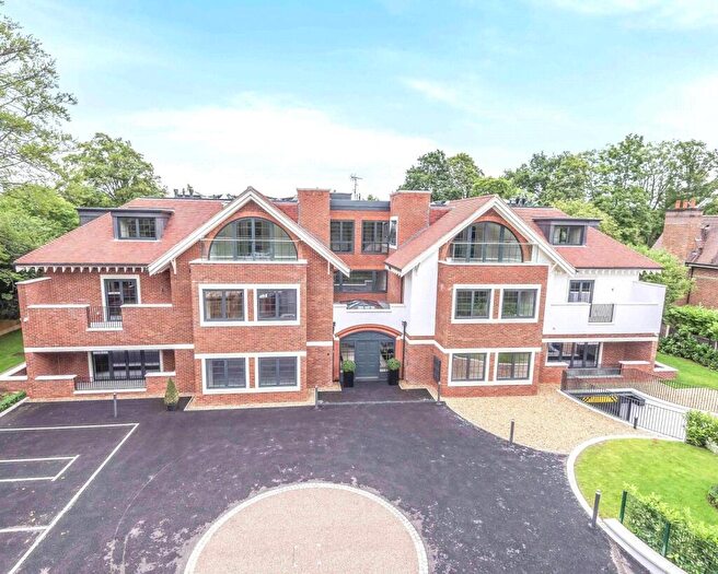 3 Bedroom Apartment To Rent In Wellington Court, Penn Road, Beaconsfield, HP9
