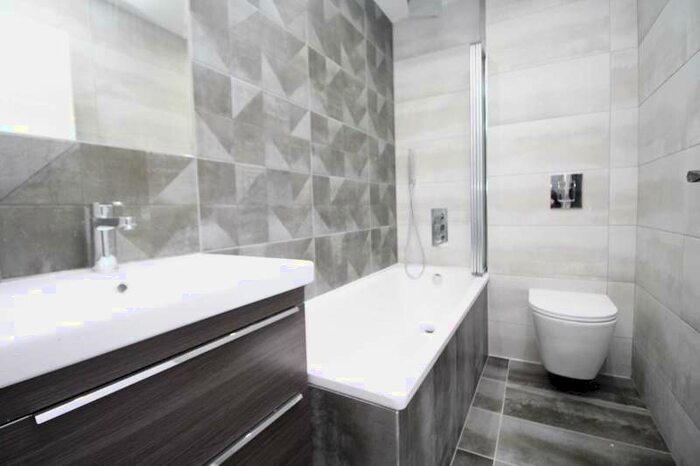 1 Bedroom Apartment To Rent In Queens Road, Brentwood, CM14