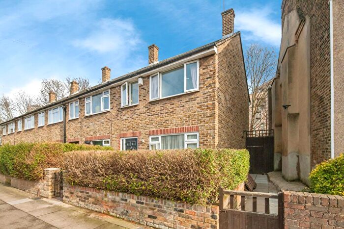 3 Bedroom Terraced House For Sale In Marsala Road, London, SE13