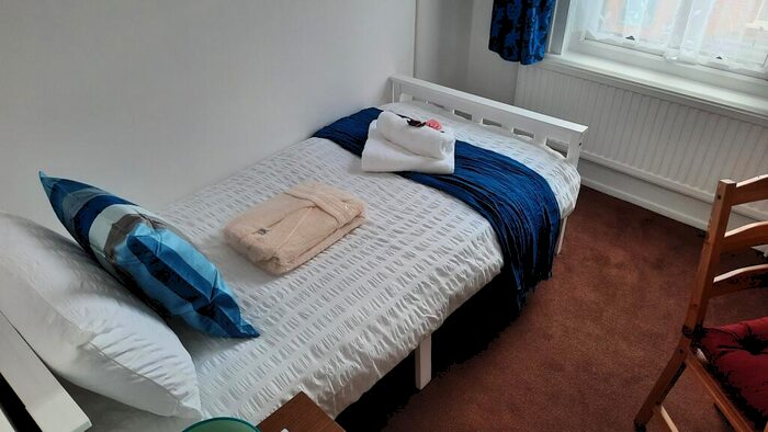 1 Bedroom House To Rent In Beck Road, London, E8