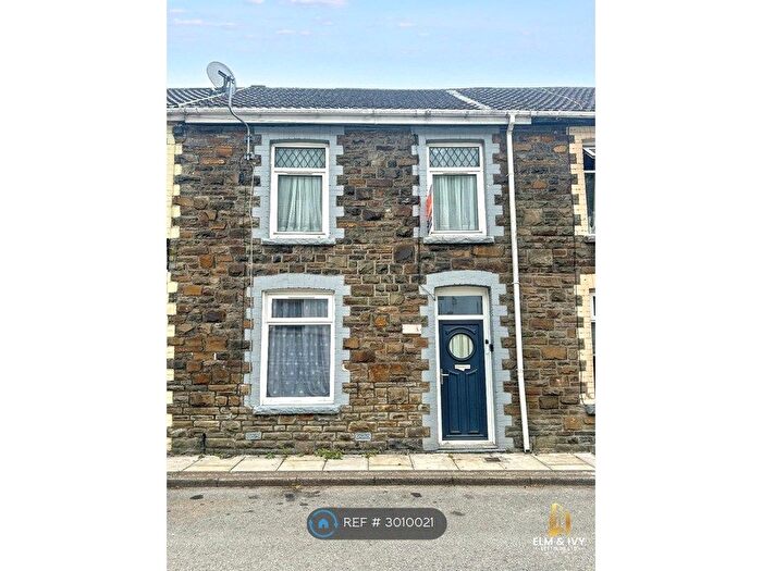 2 Bedroom Terraced House To Rent In Edmondstown Road, Tonypandy, CF40