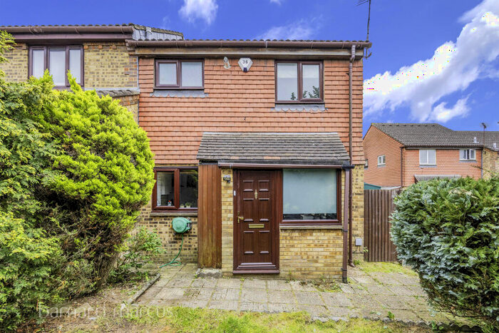 1 Bedroom House To Rent In Parthia Close, Tadworth, KT20