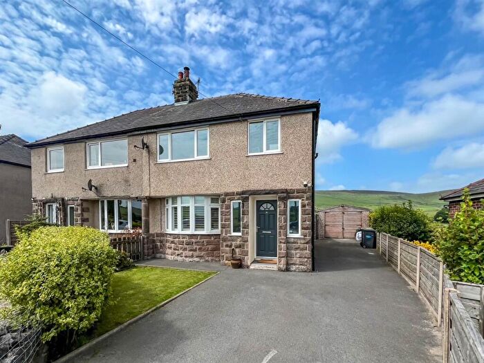 3 Bedroom Semi-Detached House For Sale In Buxton Road, Dove Holes, Buxton, SK17