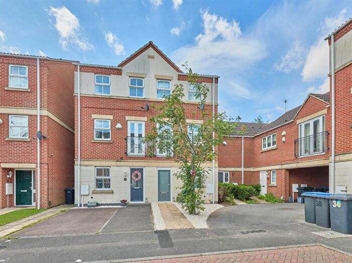 3 Bedroom House For Sale In Richmond Gate, Hinckley, LE10