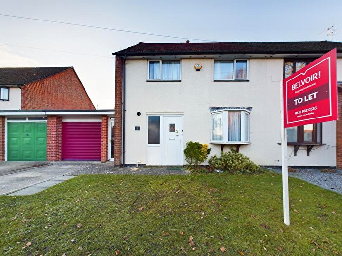 3 Bedroom Semi Detached House To Rent In Bishopswood Road, Tadley, RG26