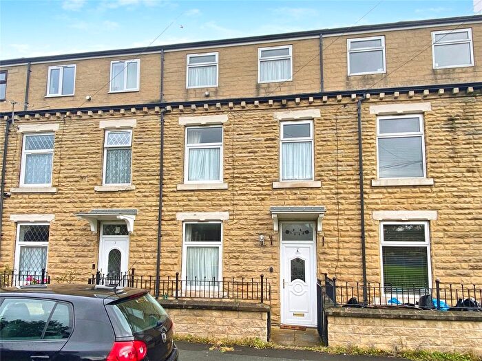 6 Bedroom Terraced House For Sale In Scarborough Street, Saville Town, Dewsbury, WF12