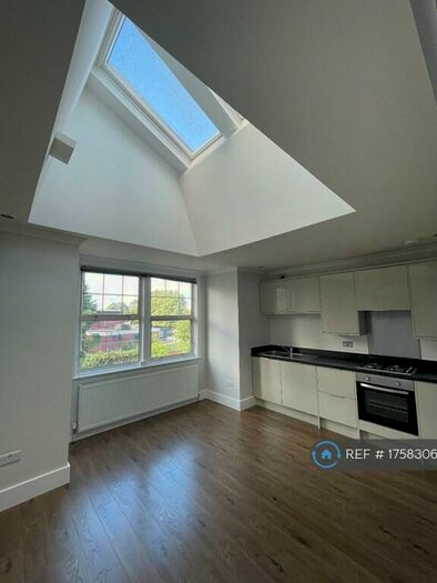 1 Bedroom Flat To Rent In Riffel Road, London, NW2
