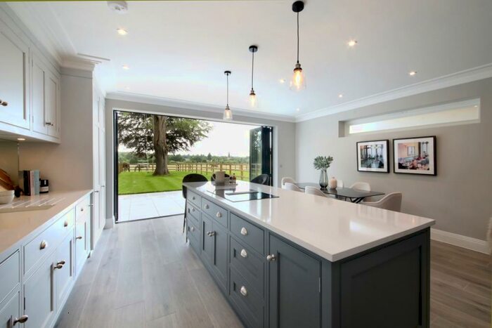 4 Bedroom Semi-Detached House To Rent In London Road Sunningdale, SL5