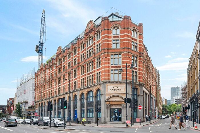 2 Bedroom Flat To Rent In City Road, City Approach, EC1V