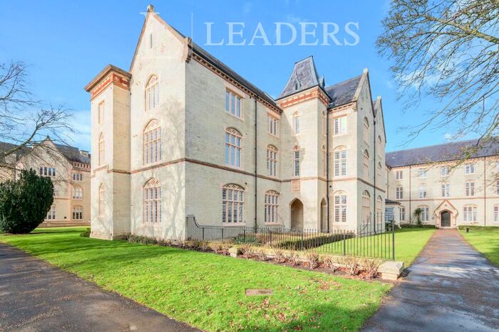 2 Bedroom Flat To Rent In Kingsley Avenue, Fairfield, Hitchin SG5