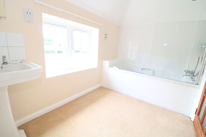 4 Bedroom Semi-Detached House To Rent In Blackbrook Road, Dorking, RH5