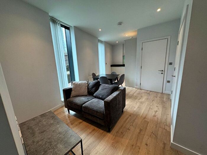 1 Bedroom Flat To Rent In Axis Tower, Whitworth Street West, Manchester, M1
