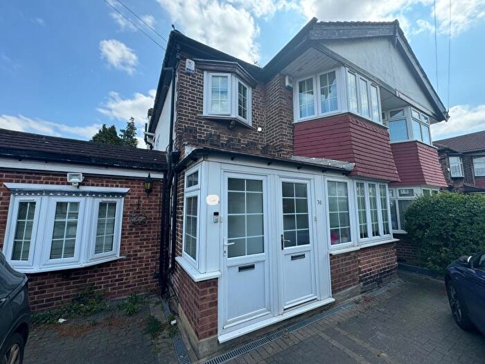 1 Bedroom Flat To Rent In Windmill Road, Edmonton, N18