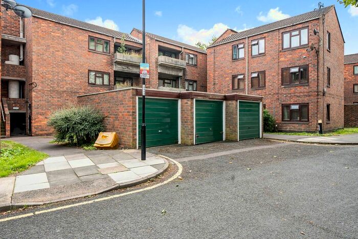 1 Bedroom Flat To Rent In Duppas Hill Lane, Croydon, CR0