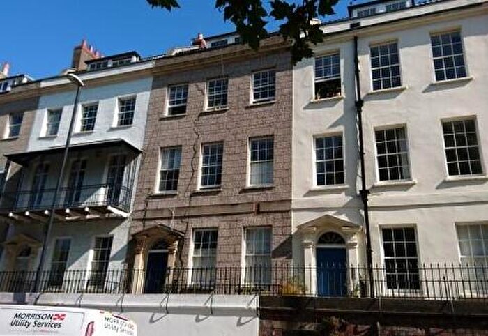 3 Bedroom Flat To Rent In Richmond Terrace – Garden Flat – Ref:, BS8