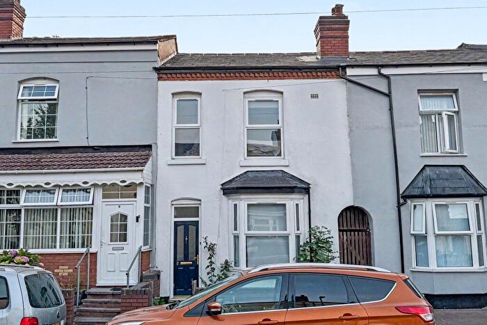 2 Bedroom Terraced House For Sale In Pembroke Road, Birmingham, West Midlands, B12