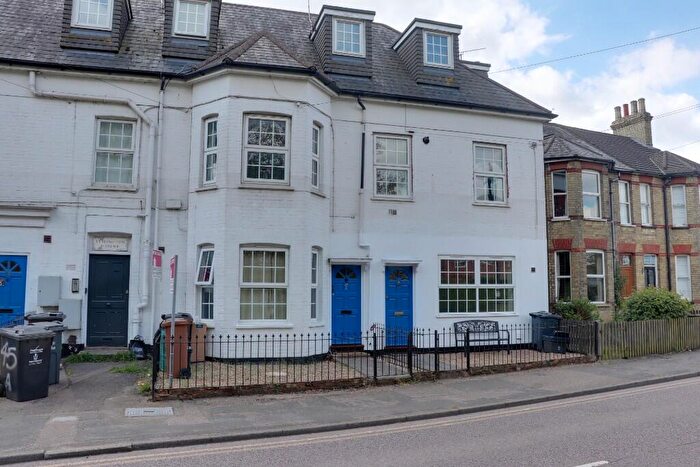 1 Bedroom Ground Maisonette For Sale In Fishers Green Road, Stevenage, Hertfordshire, SG1