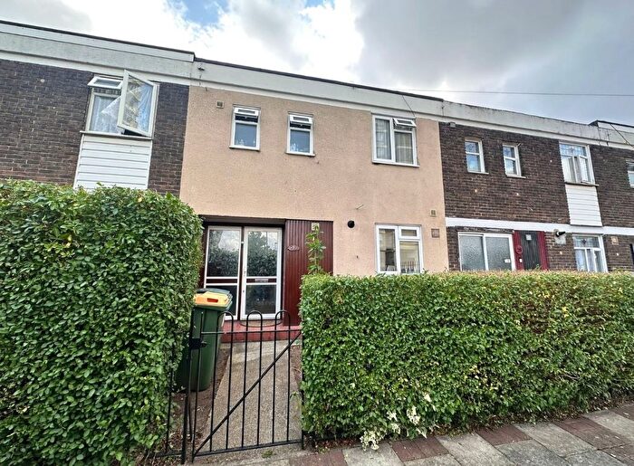 3 Bedroom Terraced House To Rent In Leather Gardens, London, E15