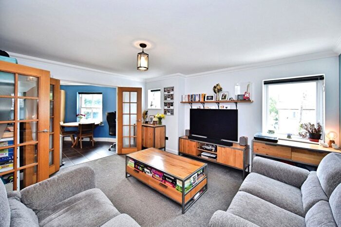 1 Bedroom Flat For Sale In Bailies Court, Ashford Road, Harrietsham, Maidstone, ME17