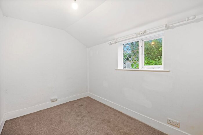 2 Bedroom Cottage For Sale In Newtons Hill, Hartfield, TN7