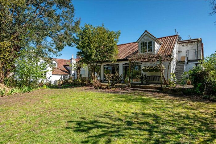 5 Bedroom Detached House For Sale In Beccles Road, Fritton, Great Yarmouth, Norfolk, NR31