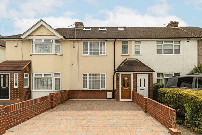 3 Bedroom Terraced House To Rent In Hamilton Road, Feltham, TW13