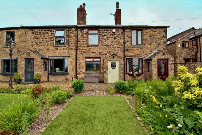 2 Bedroom Cottage For Sale In Nickleton Brow, Heath Charnock, Lancashire, PR6