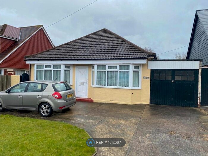 3 Bedroom Bungalow To Rent In Bredhurst Road, Gillingham, ME8