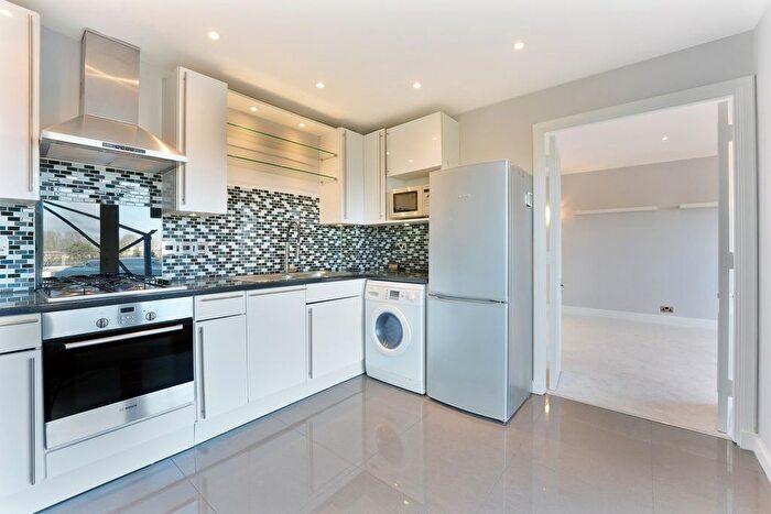 1 Bedroom Flat For Sale In Point Pleasant, London, SW18