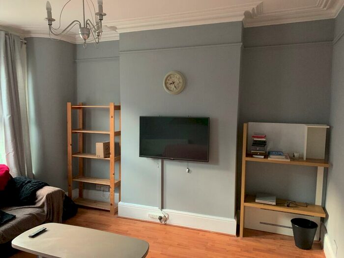 6 Bedroom Terraced House To Rent In Lombard Grove, Fallowfield, Manchester, M14