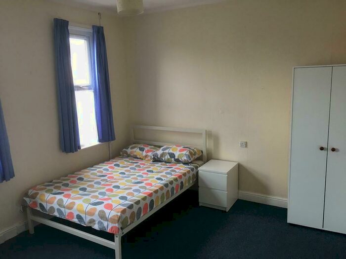 1 Bedroom House To Rent In Oxford Gardens, ST16