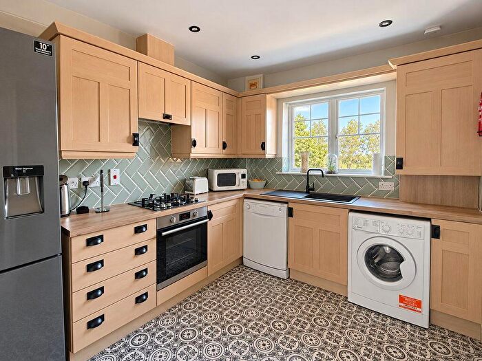 2 Bedroom Flat To Rent In Malvern Road, North Shields, NE29
