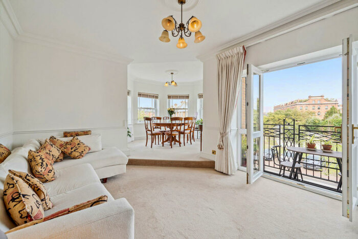 2 Bedroom Apartment To Rent In Trinity Church Road, London, SW13