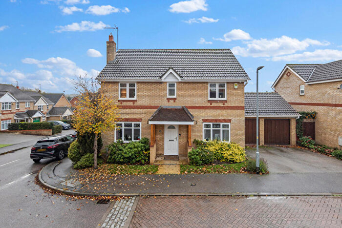 4 Bedroom Detached House For Sale In Millennium Close, Kettering, NN15