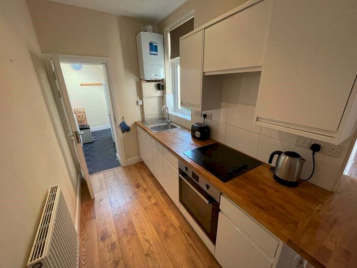 3 Bedroom Property To Rent In Clarendon Park Road, Leicester, LE2