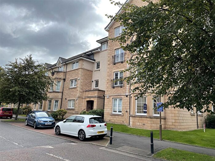 2 Bedroom Flat To Rent In / Powderhall Road, Edinburgh, EH7