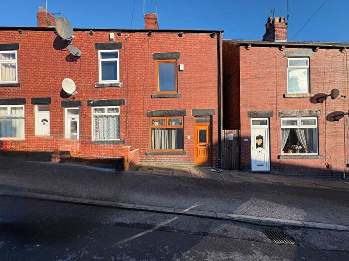 2 Bedroom Terraced House To Rent In Coniston Road, Barnsley, S71