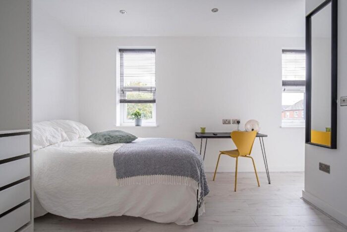 6 Bedroom House To Rent In Cranwell Street, Lincoln, LN5