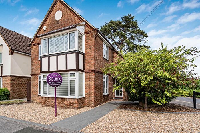5 Bedroom Detached House For Sale In St. Georges Road, Badshot Lea, Farnham, Surrey, GU9