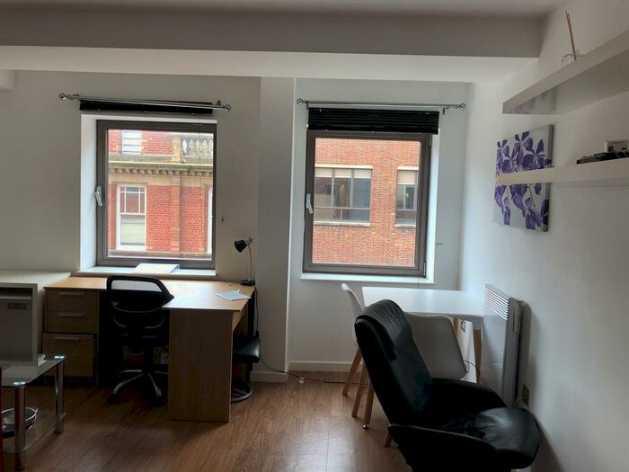1 Bedroom Flat To Rent In Basilica, King Charles Street, Leeds, LS1