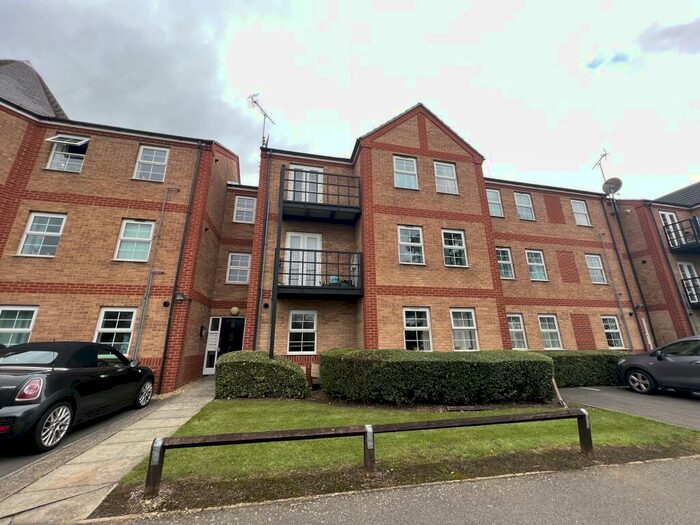 2 Bedroom Apartment To Rent In Turners Gardens, Wootton, NN4
