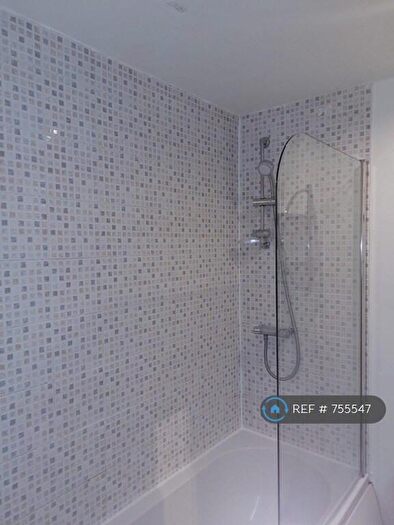 3 Bedroom Flat To Rent In Farmeloan Road, Glasgow, G73