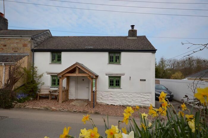 3 Bedroom Semi-Detached House For Sale In Kestle Mill, Newquay, TR8