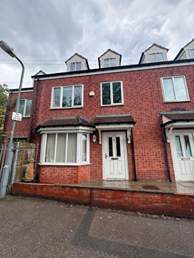 5 Bedroom Semi-Detached House For Sale In Azalea Grove, Birmingham, West Midlands, B9