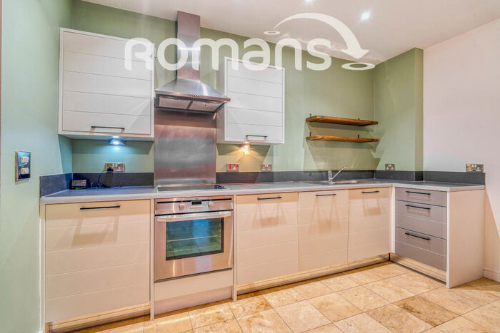 2 Bedroom Apartment To Rent In Thomas Lane Apartments, Bristol City Centre, BS1