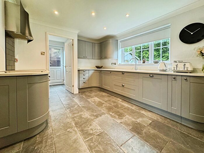 4 Bedroom Detached House For Sale In Musk Rose Close, Muxton, Telford, TF2