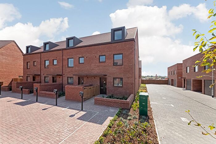 4 Bedroom Property To Rent In Nature Road, North Cambridge, Cambridge, CB3