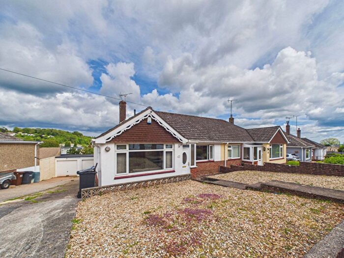2 Bedroom Semi Detached Bungalow For Sale In Golden Park Avenue, Torquay, TQ2