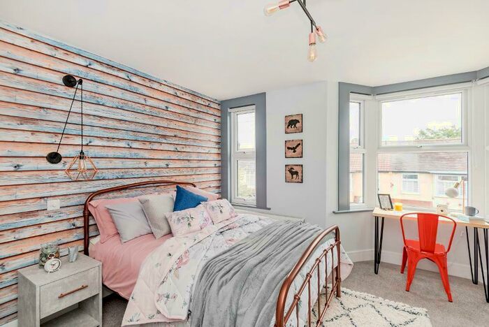 1 Bedroom House Of Multiple Occupation To Rent In Pascoe Road, Hither Green, London, SE13