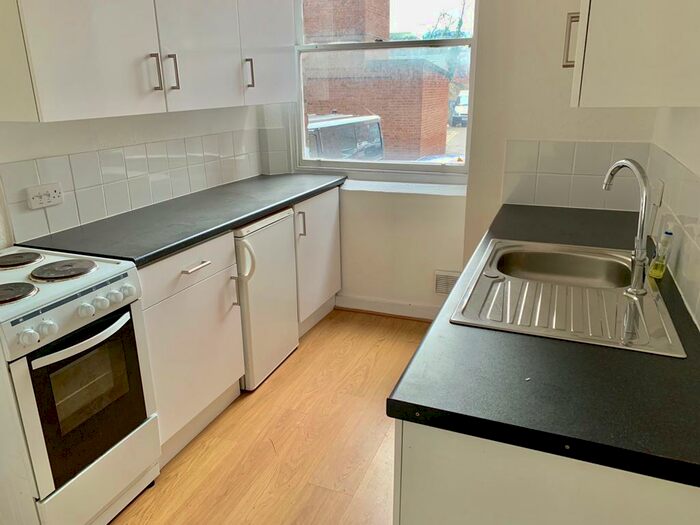 Studio To Rent In Park View Court, Nottingham, NG1